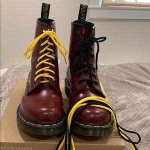 Dr martens 1460 yellow laces Clearance